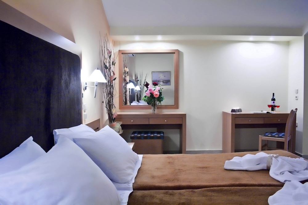 Superior Quadruple Room photo 2