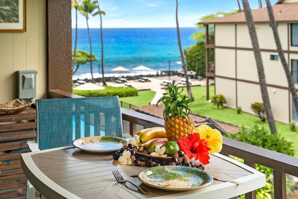 Condo, 1 King Bed, Lanai, Partial Ocean View (Kona Isle C37)