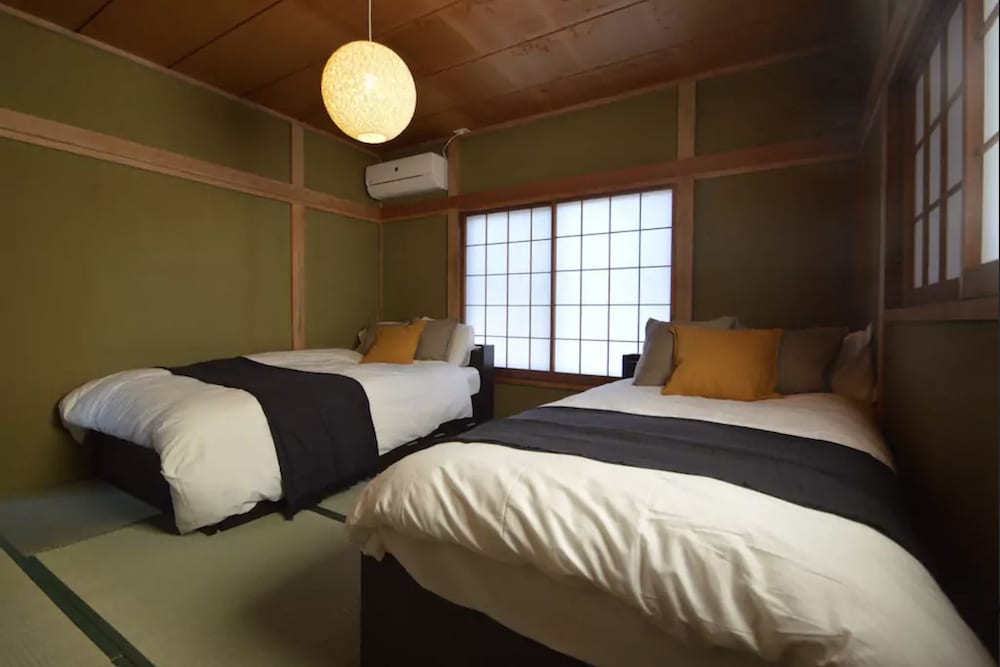 Private Vacation Home - Photo 9