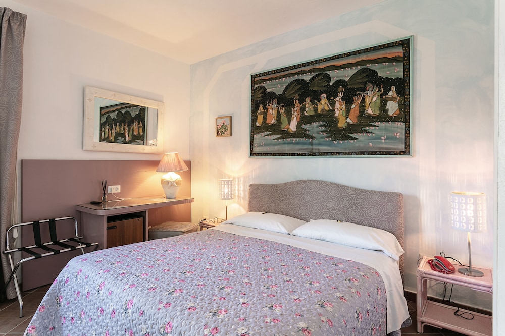 Standard Double Room - Photo 6