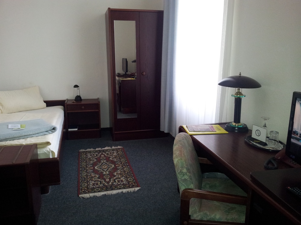 Single Room photo 1