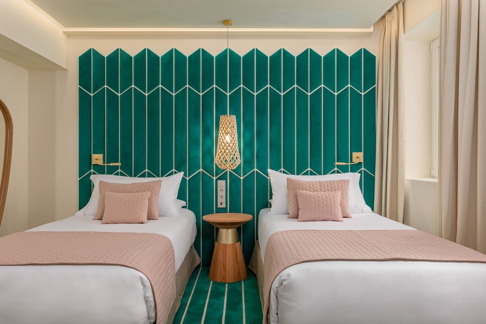 Standard Room - Photo 1