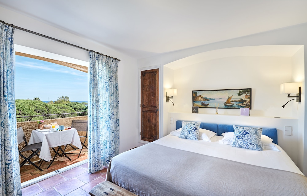 Double Room, 1 Queen Bed, Balcony, Sea View photo 3