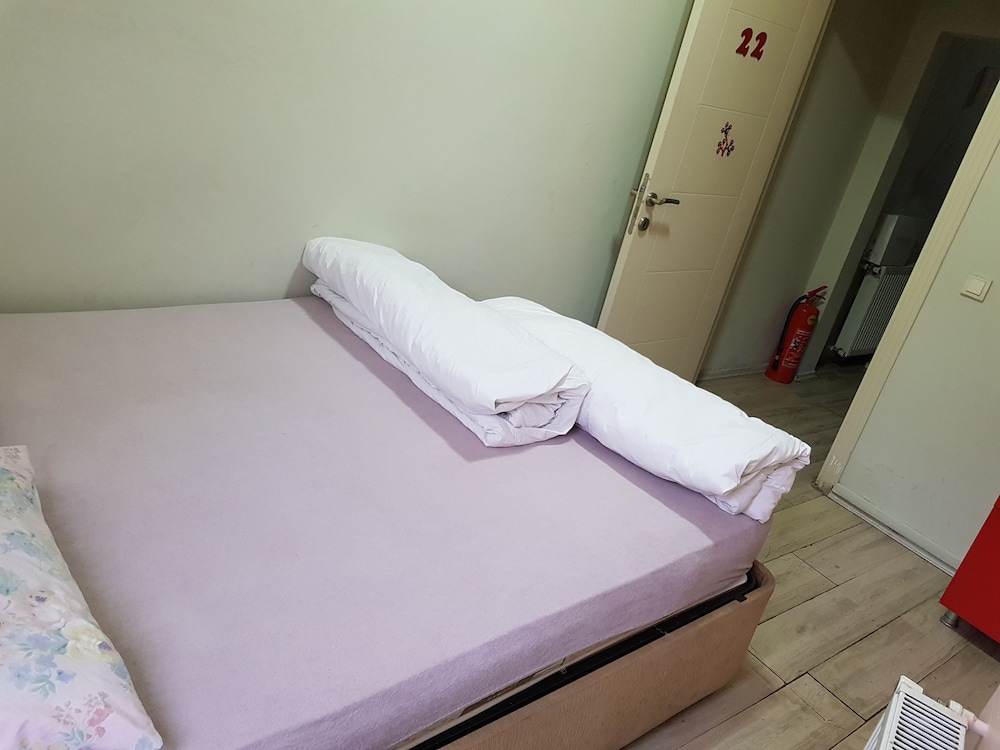 Economy Double Room photo 2
