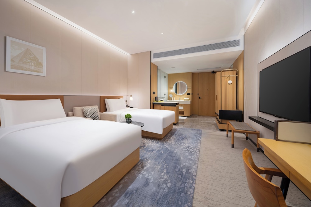 Double Room, 2 Twin Beds, City View - Photo 3