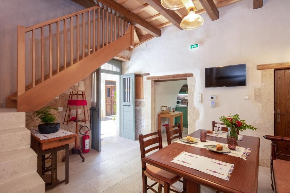 Family House, City View