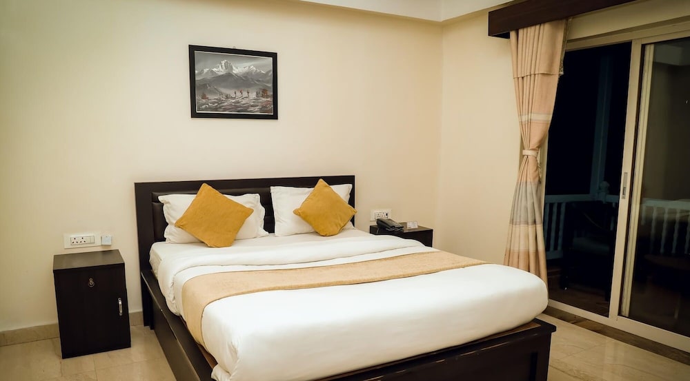 Deluxe Room, Garden View