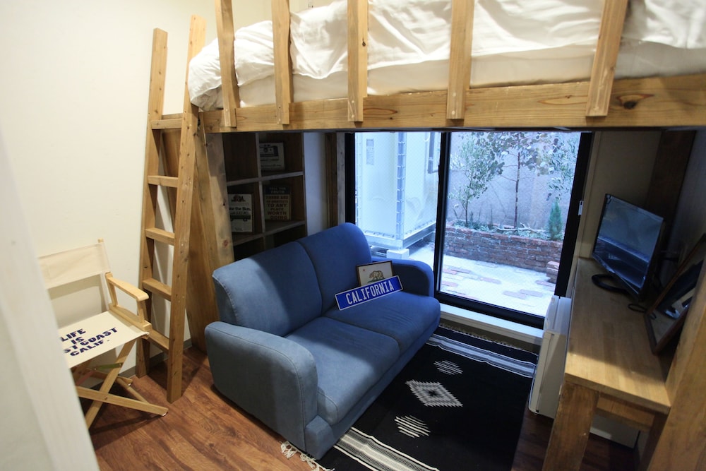 Single Room photo 3