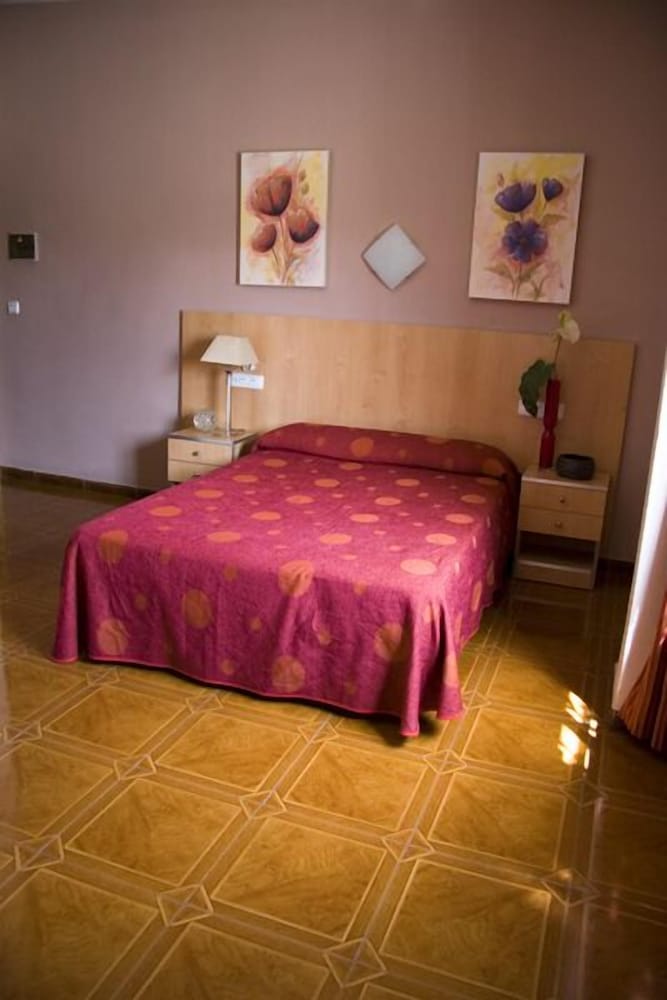 Double Room - Photo 2