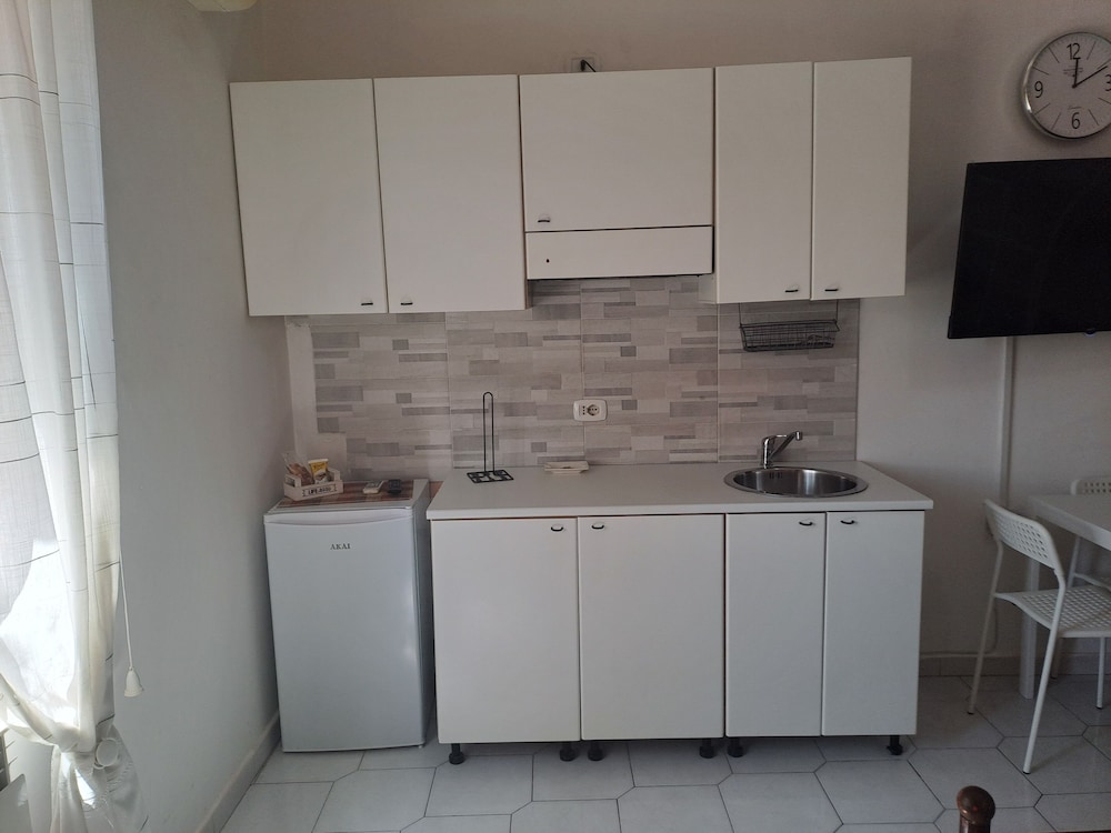 Basic Quadruple Room photo 1