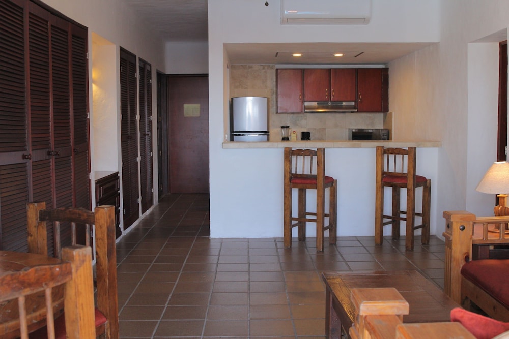 Deluxe Suite, 1 Bedroom, Kitchenette