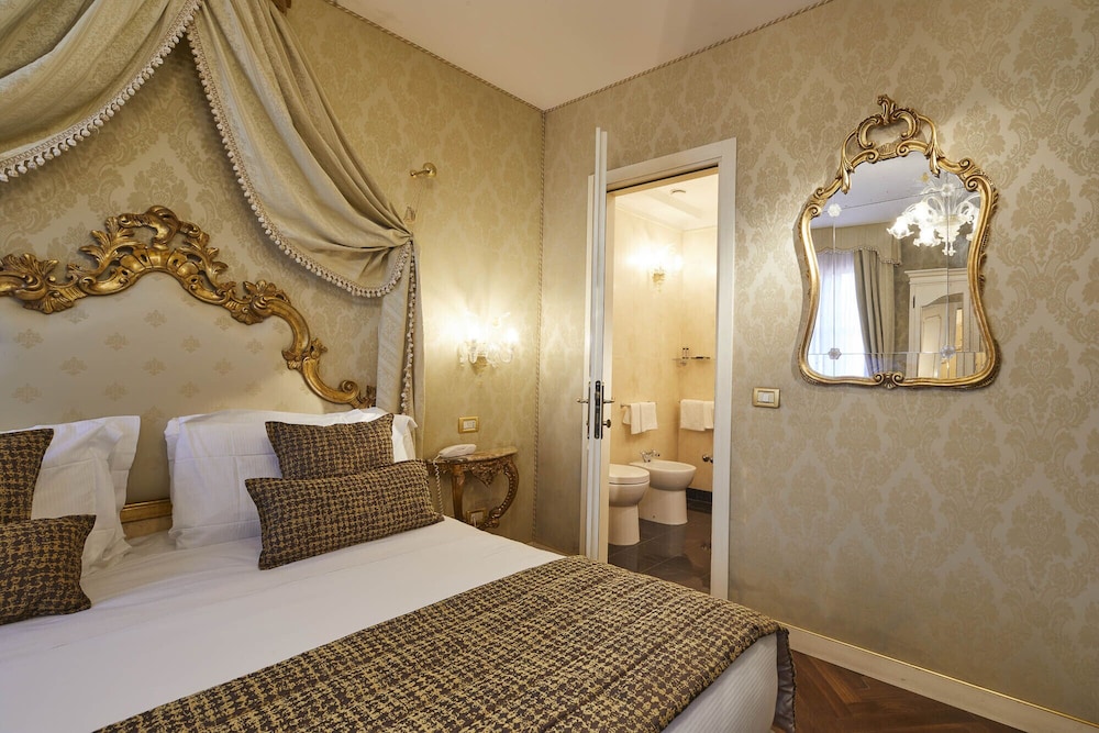 Superior Double Room photo 2
