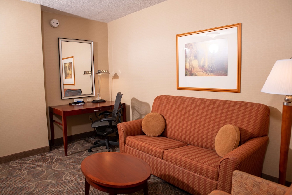 Two queens evolution junior suite photo 2
