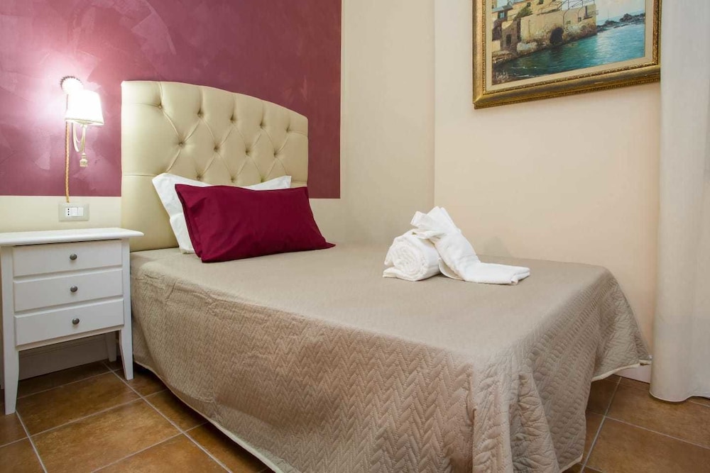 Double Or Twin Room photo 1