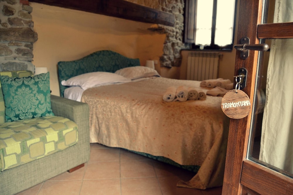 Standard Double Room photo 3