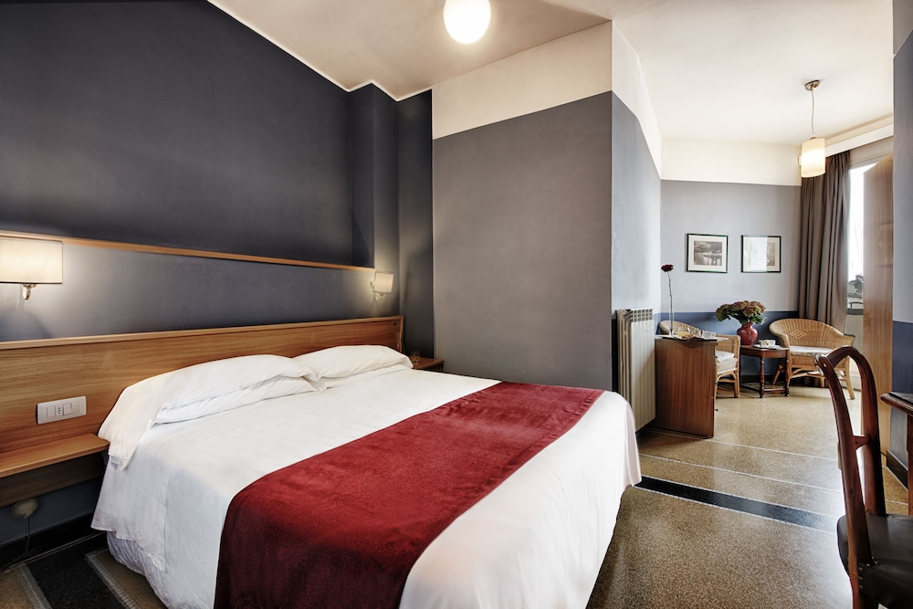 Classic Double Room, Sea View - Photo 2