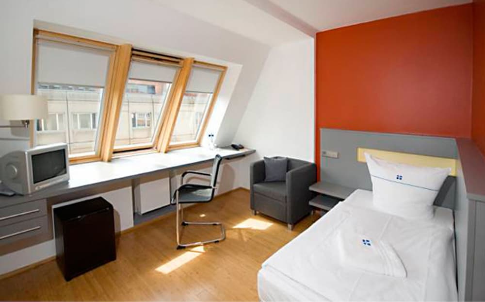 Classic Single Room photo 2