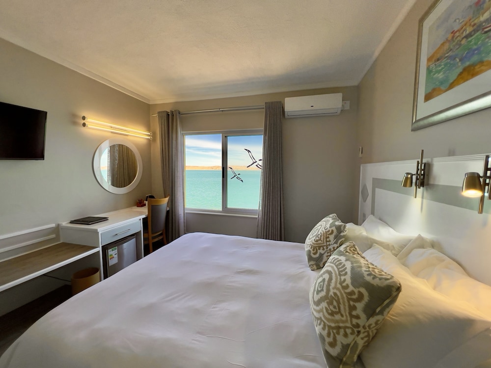 Comfort Double Room, Ocean View, Sea Facing photo 1