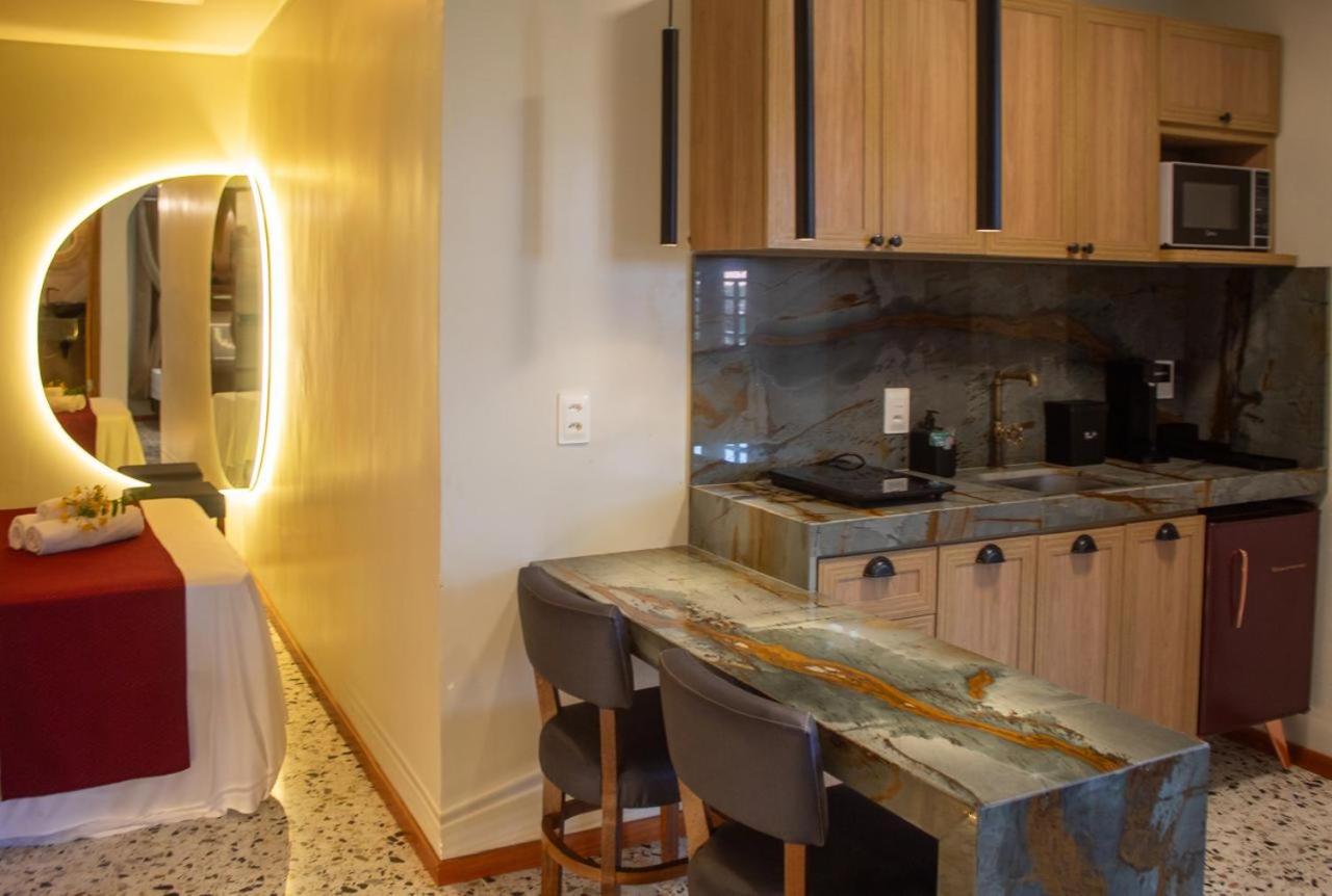 Deluxe Suite photo 1