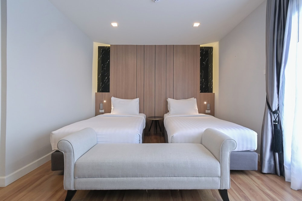 Superior Twin Room photo 3