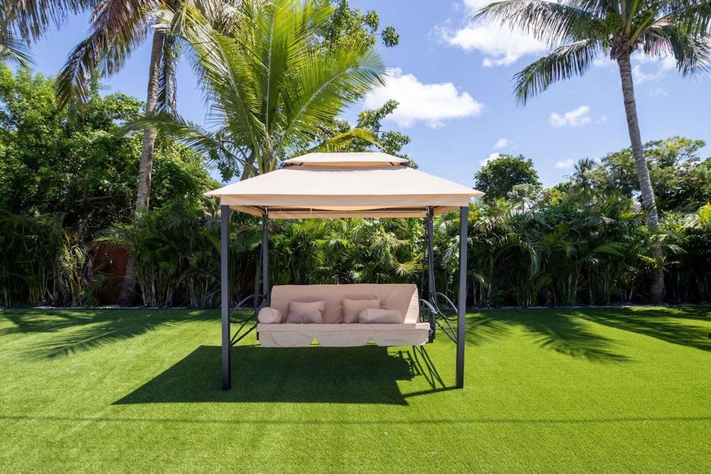Fresh Luxe Villa w Heated Pool Grill Chill Spots, Billede 2