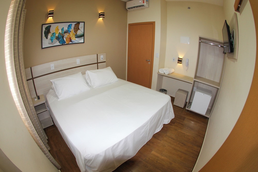 Economy Twin Room photo 3