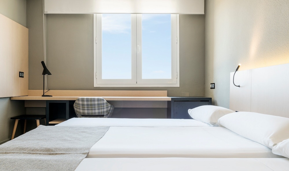 Premium Triple Room photo 3