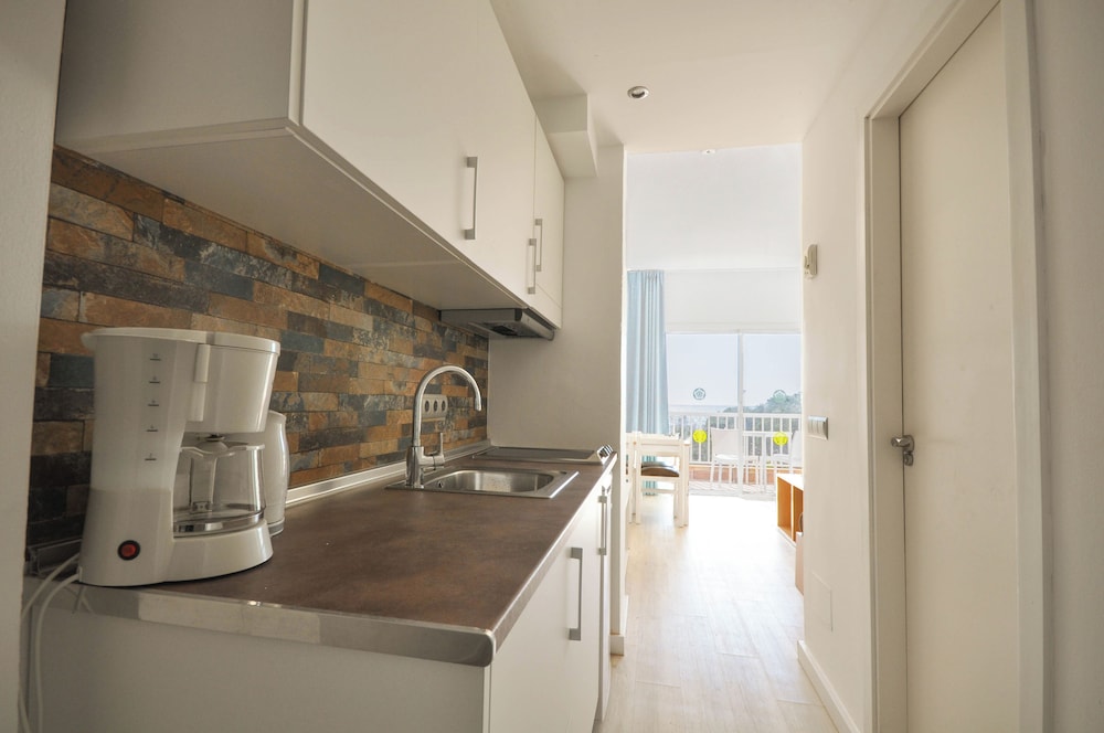 Superior Apartment, Balcony, Sea View - Photo 3