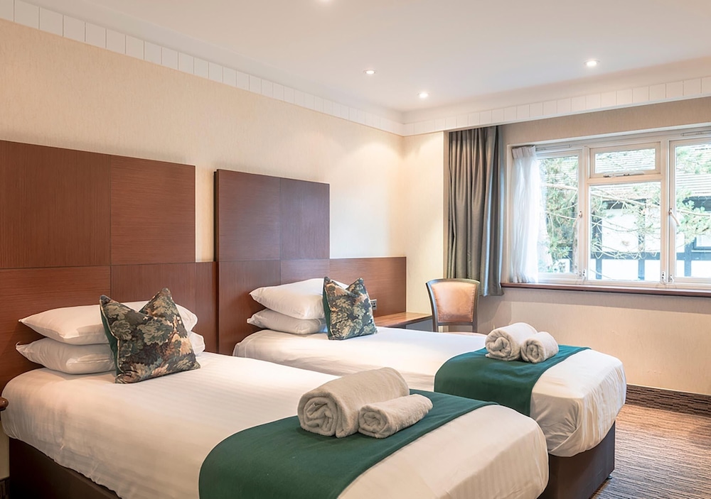 Standard Twin Room - Photo 4