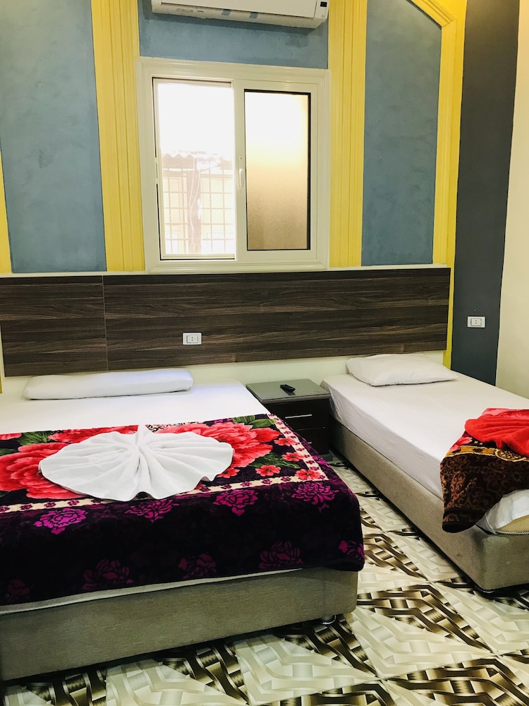 Standard Double Room - Photo 3