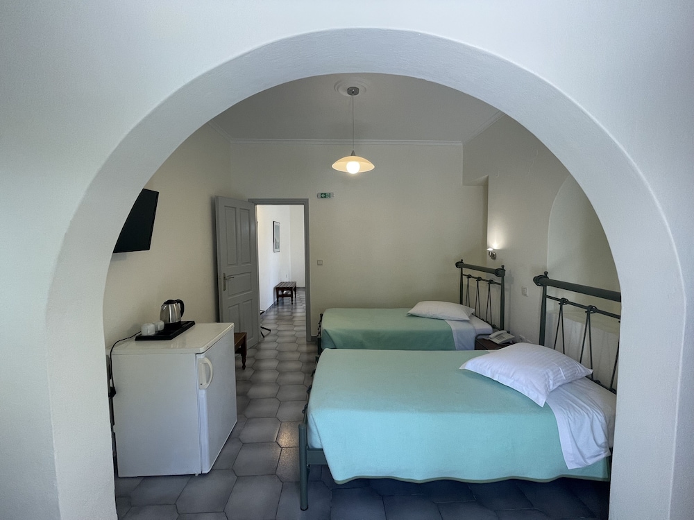 Family Room (Economy)