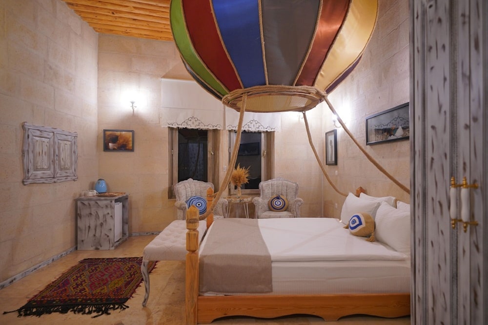Panoramic Room - Photo 9