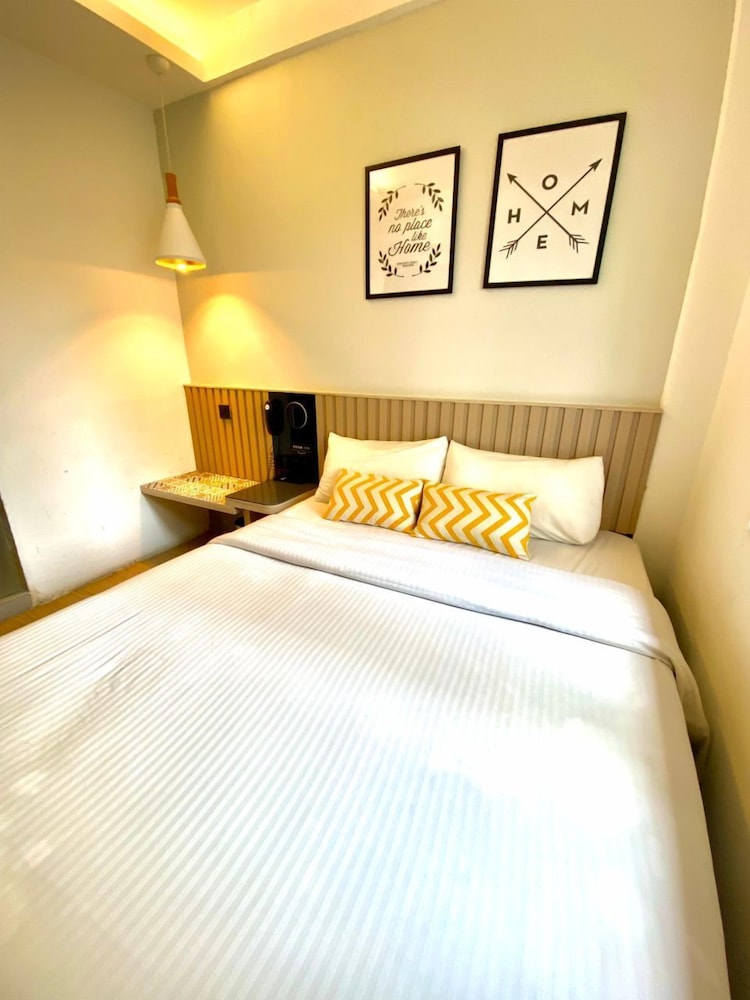 Superior Room, 1 Queen Bed photo 1