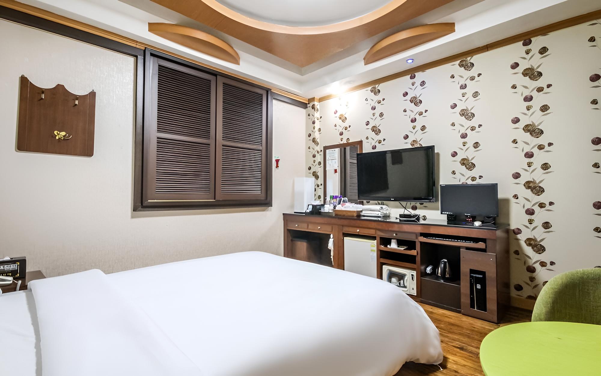 Room (Standard room (Netflix - use personal) - Photo 3