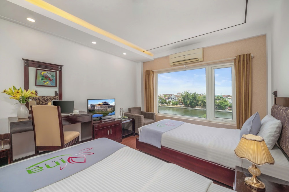 City Double or Twin Room, River View photo 1