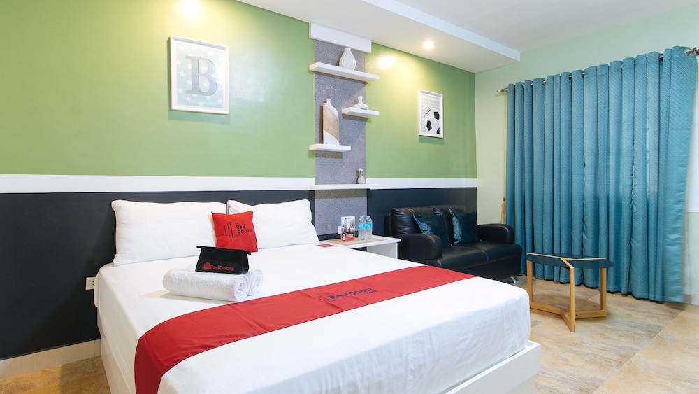 Deluxe Room - Photo 1