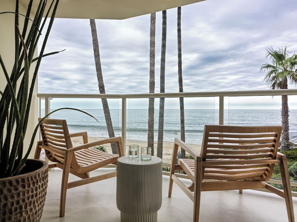 Room, 1 King Bed, Balcony, Ocean View - Photo 5