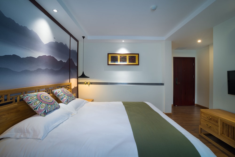Deluxe Double Room photo 3