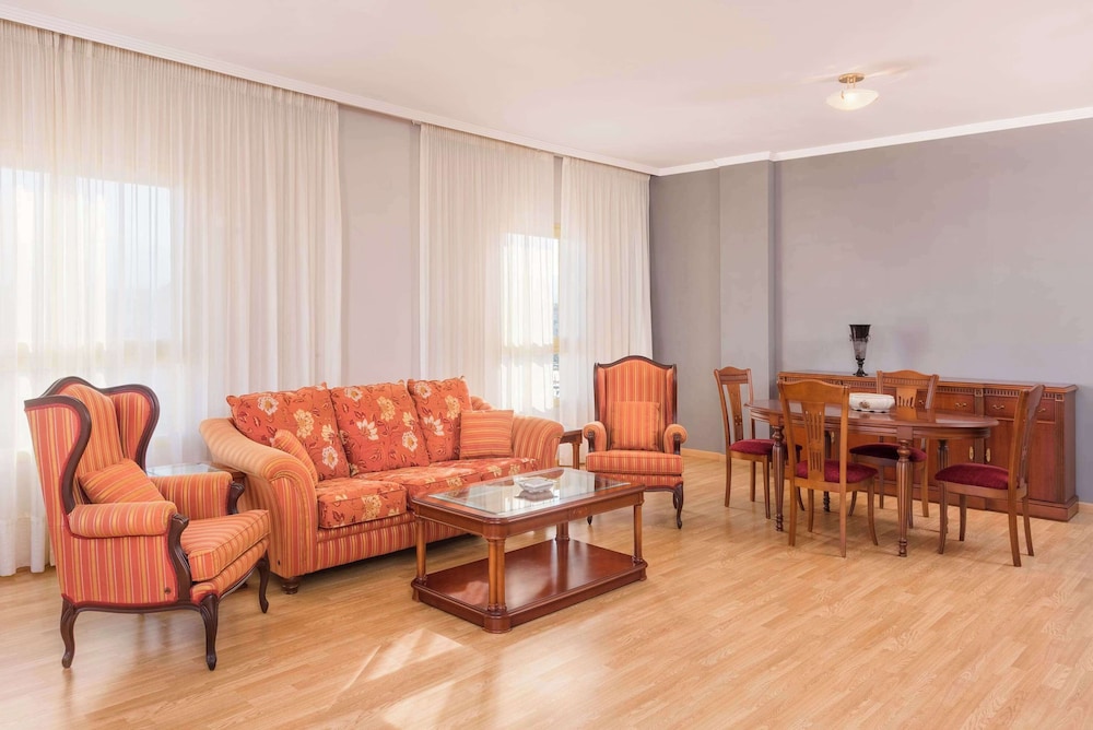 Suite (master) - Photo 3