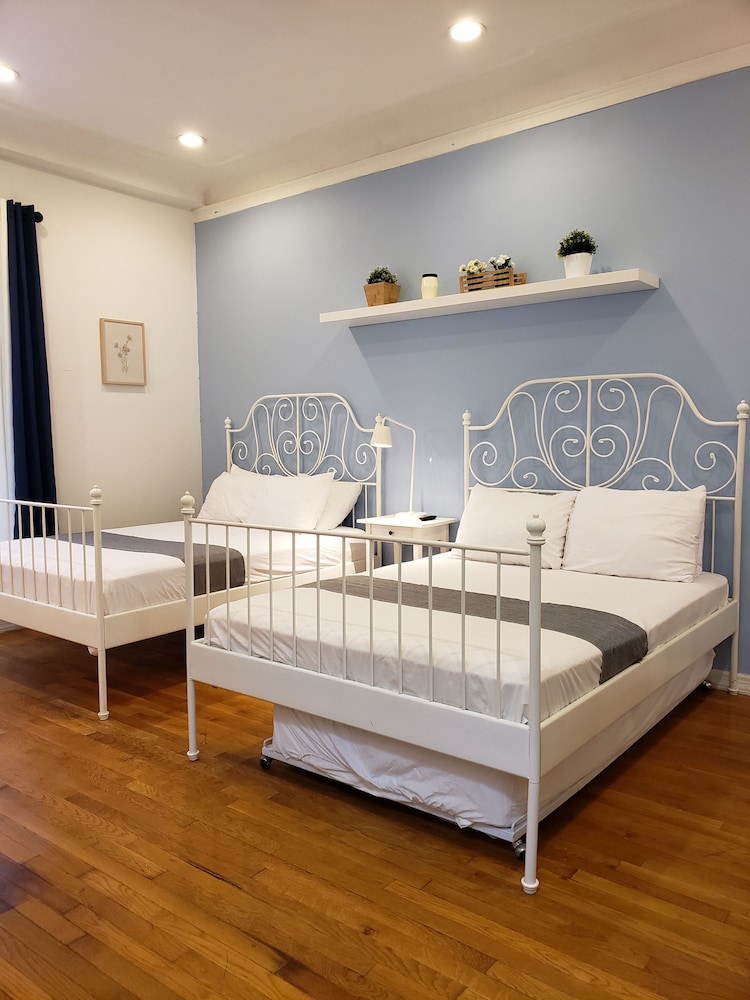 Comfort Studio, 2 Double Beds, Non Smoking photo 1