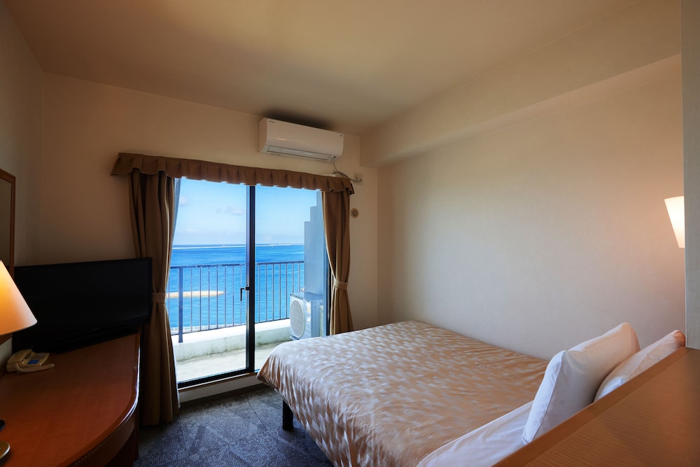 Double Room, Non Smoking, Sea View - Photo 1