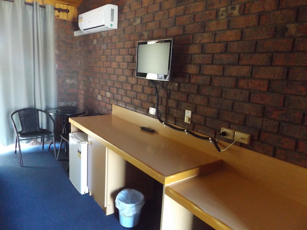 Standard Double Room, 1 Bedroom, Ground Floor photo 3