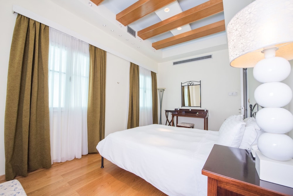 Spa Suite, Sea View - Photo 3