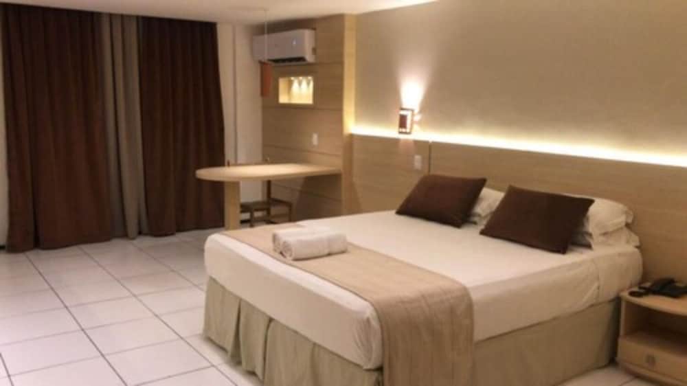 Deluxe Room - Photo 1