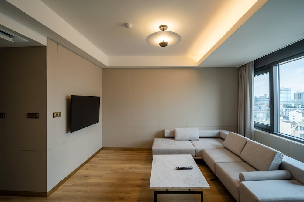 Golden Suite - Photo 5