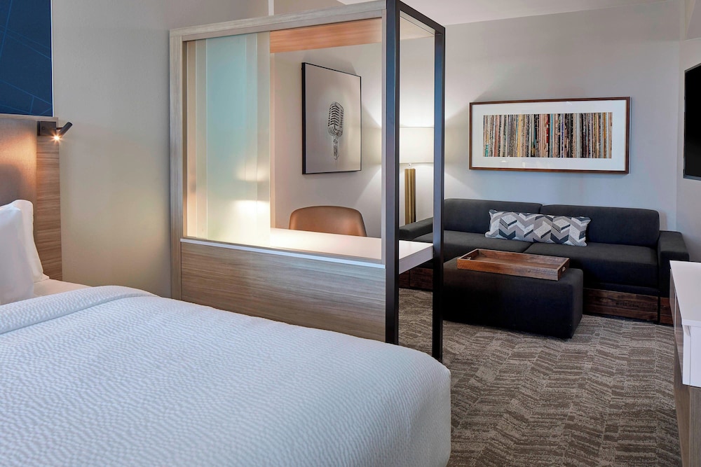 Studio Suite, 2 Queen Beds photo 3