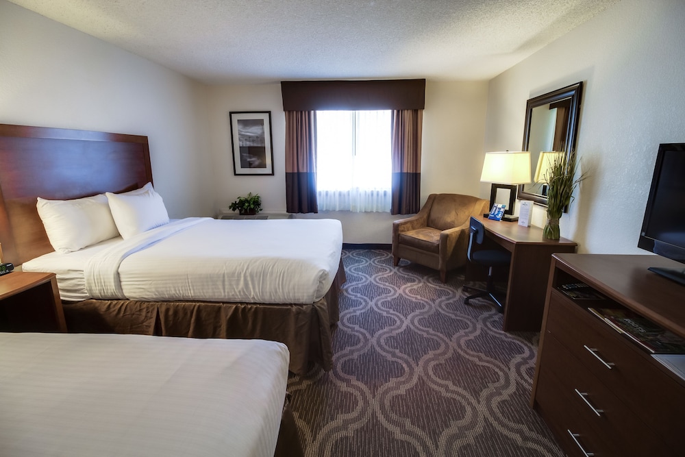 Room, 2 Queen Beds, Non Smoking - Photo 2