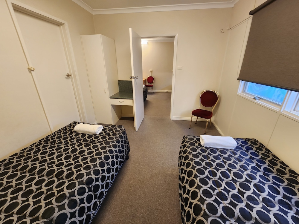 Family Room, 2 Bedrooms, Non Smoking, Ground Floor photo 3