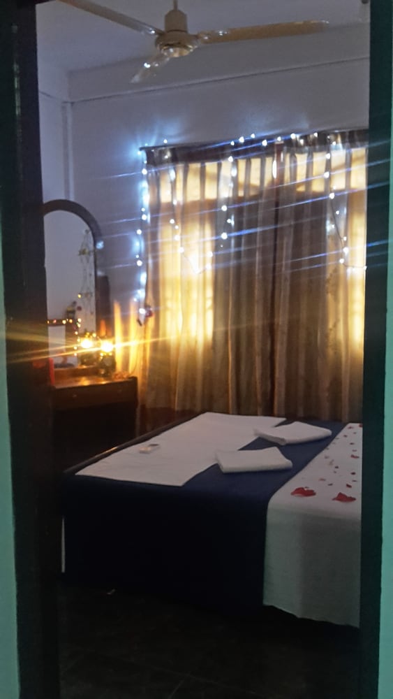 Standard Double Room, Balcony, City View photo 3