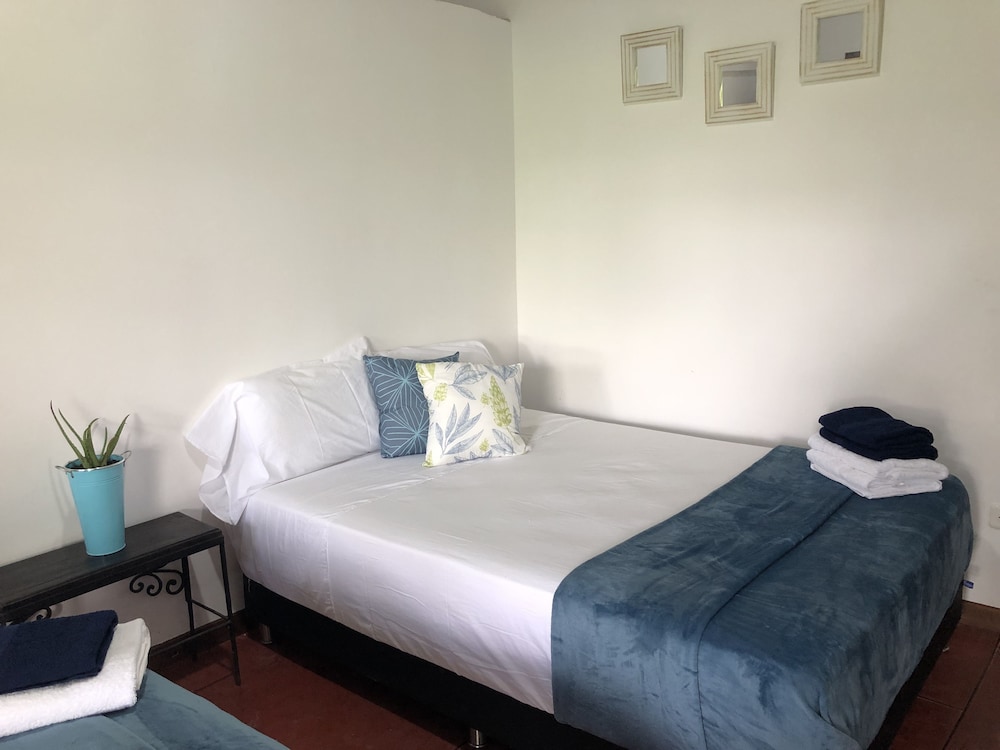 Cottage (H3) photo 2